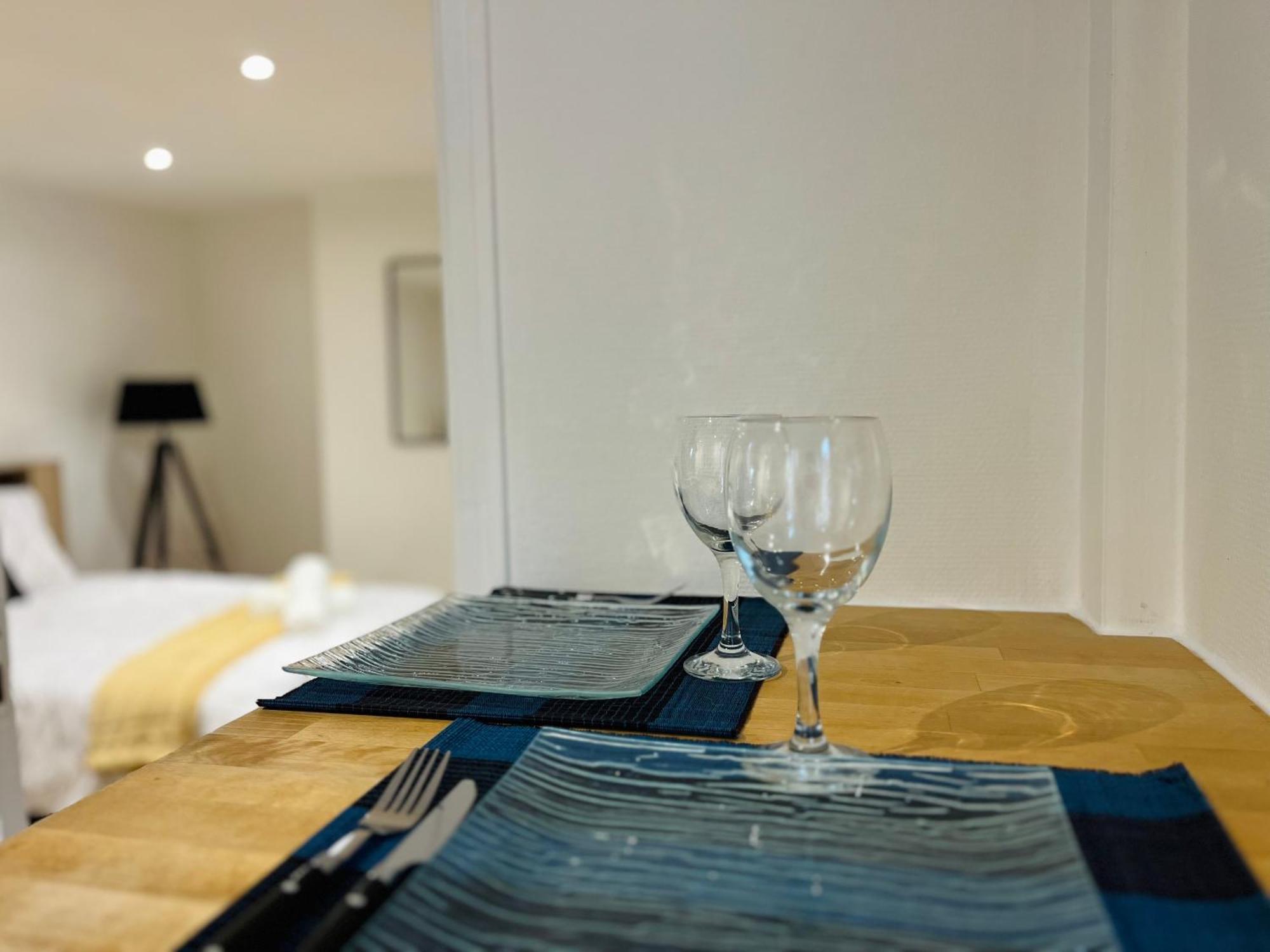 Apartamento La Ruche Arrageoise - Parking Gratuit - Cozy - Grand Lit - Long Sejour Arras Exterior foto