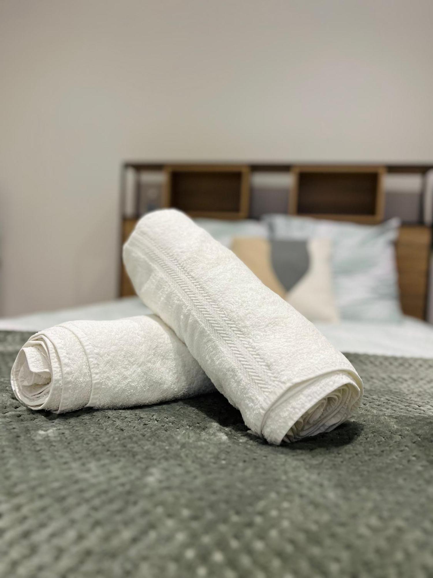 Apartamento La Ruche Arrageoise - Parking Gratuit - Cozy - Grand Lit - Long Sejour Arras Exterior foto