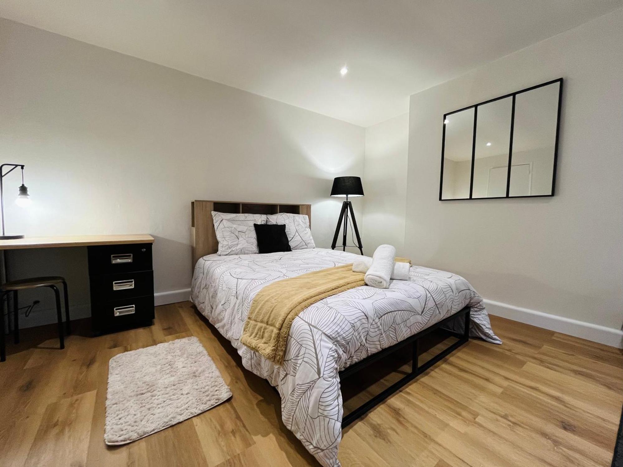 Apartamento La Ruche Arrageoise - Parking Gratuit - Cozy - Grand Lit - Long Sejour Arras Exterior foto